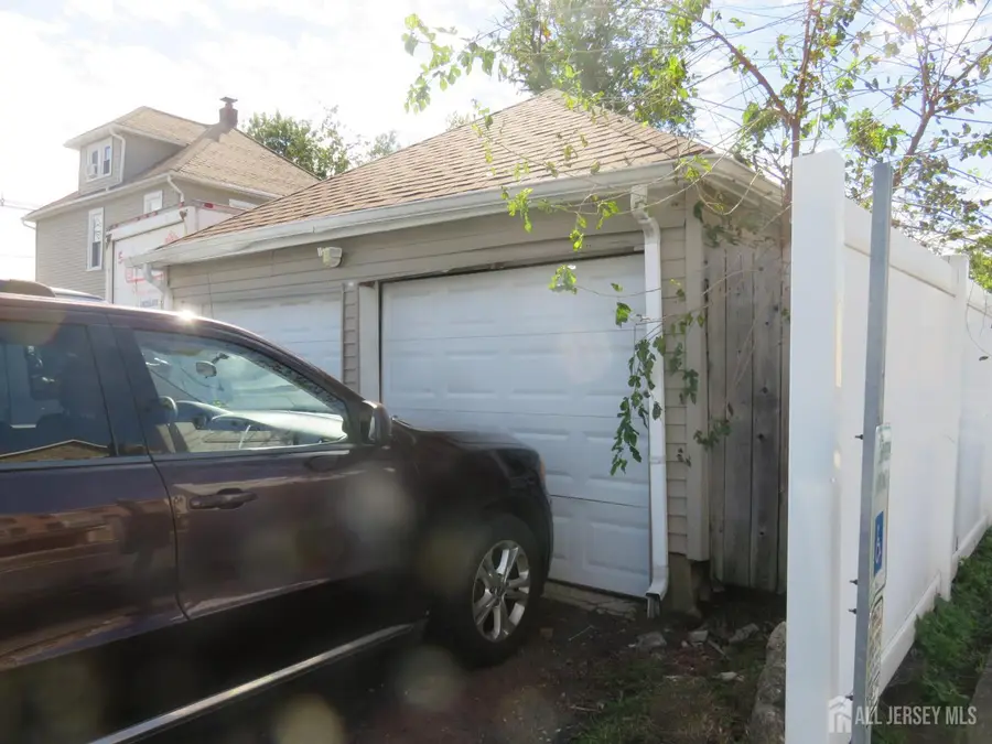 -687 Somerset Street, East Franklin, NJ 08873 - #3