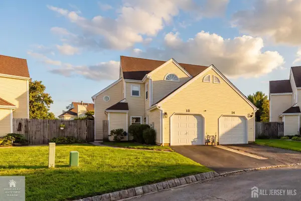 -15 Hawthorne Court, Freehold, NJ 07728