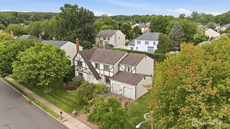 -4 Victoria Way, South Brunswick, NJ 08824 - #2