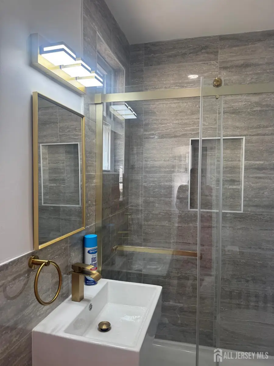 -6 Woodland Avenue, North Brunswick, NJ 08902 - #3