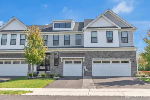 -29 Beachwood Drive, Monroe, NJ 08831