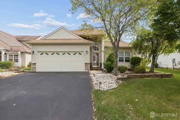 -103 Valencia Drive, Monroe, NJ 08831