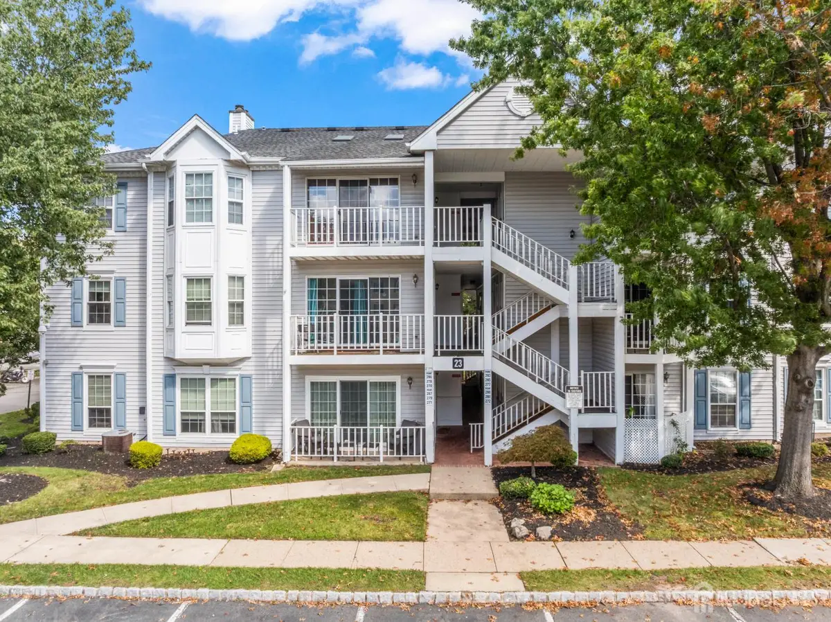 -271 Kempsey Drive, North Brunswick, NJ 08902 - #1
