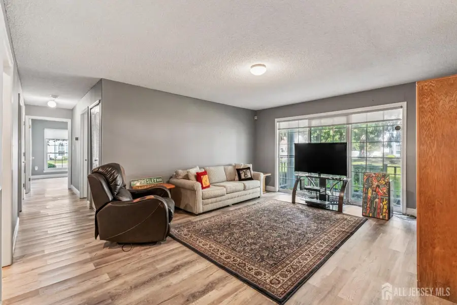 -271 Kempsey Drive, North Brunswick, NJ 08902 - #2