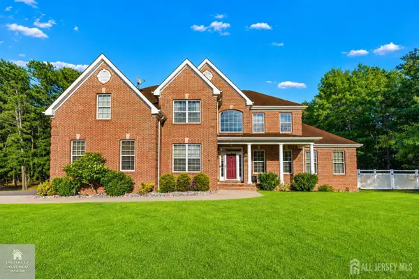 -10 Altori Court, Little Egg Harbor, NJ 08087