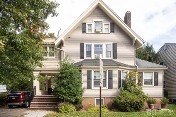-15 N 6th Avenue N, Highland Park, NJ 08904