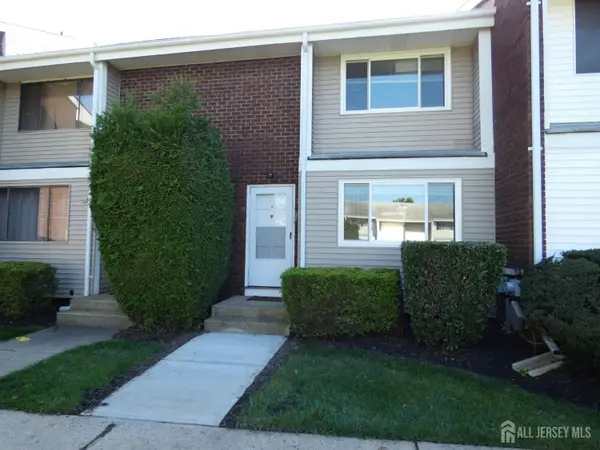 -4-H Quincy Circle, South Brunswick, NJ 08810