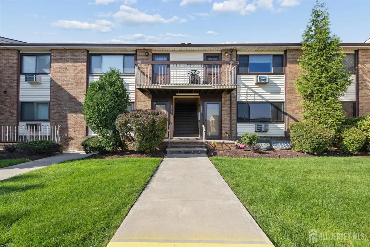 -714 Cricket Lane, Woodbridge, NJ 07095 - #1