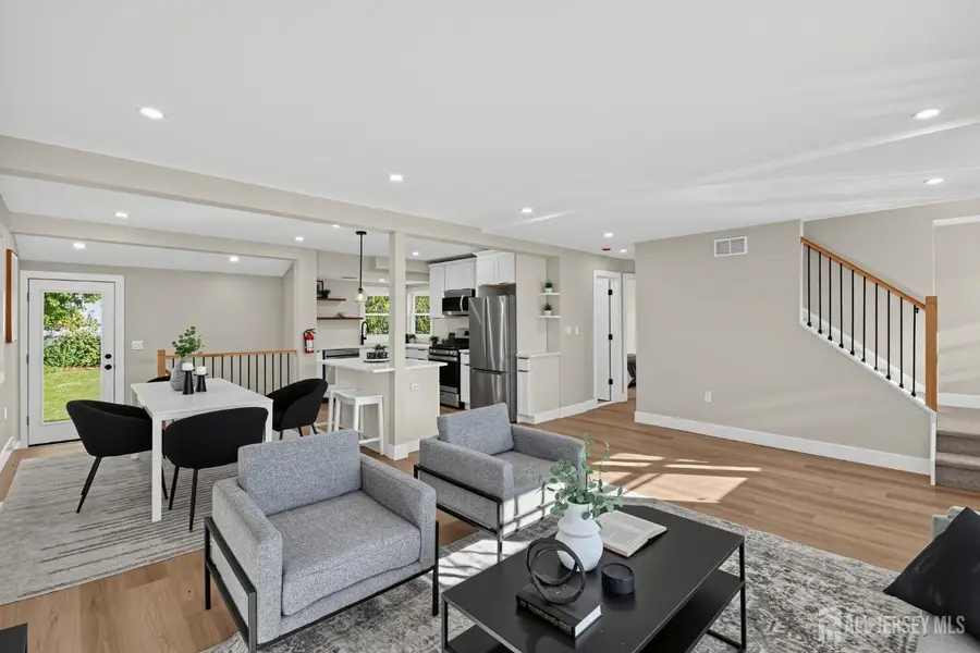 -4 Universal Avenue, Iselin, NJ 08830 - #3