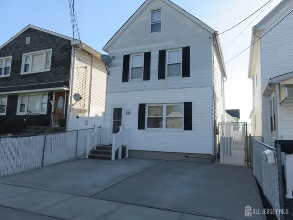 -652 Cornell Street, Perth Amboy, NJ 08861
