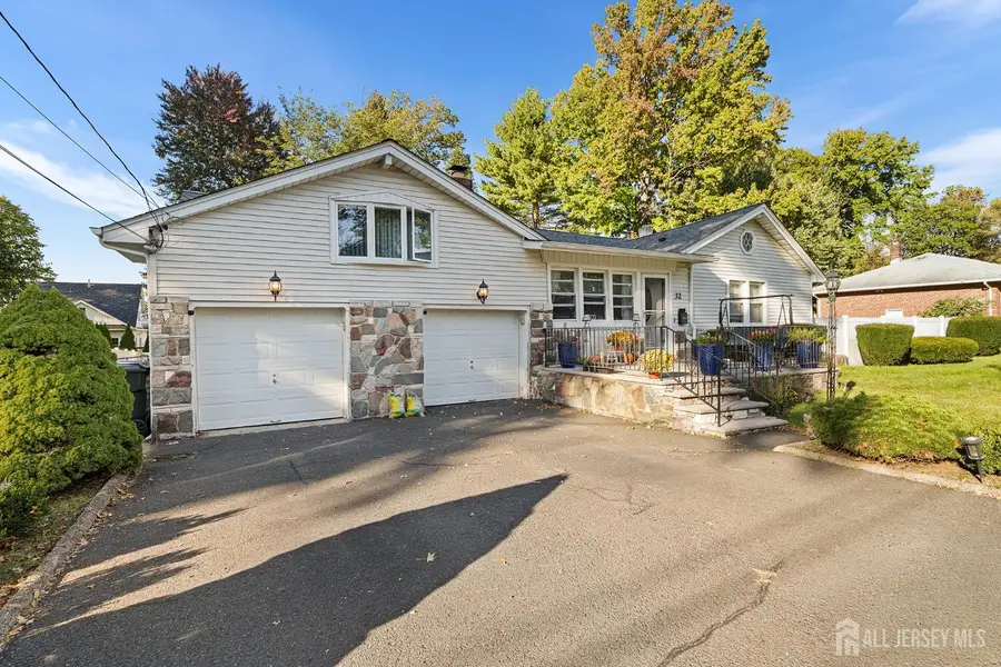 -32 E Hegel Avenue, Colonia, NJ 07067 - #3