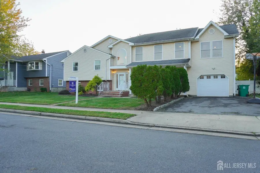 -3 E Charles Court, Edison, NJ 08820 - #3