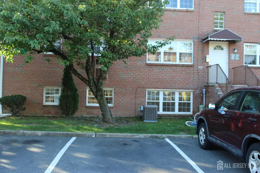 -421 College Drive, Edison, NJ 08817 - #3