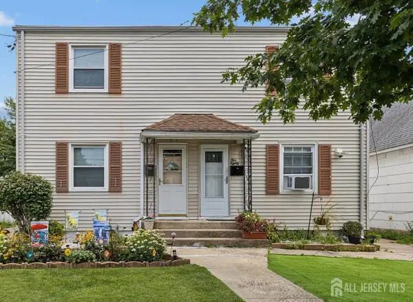 -580 Garden Avenue, Woodbridge Proper, NJ 07095