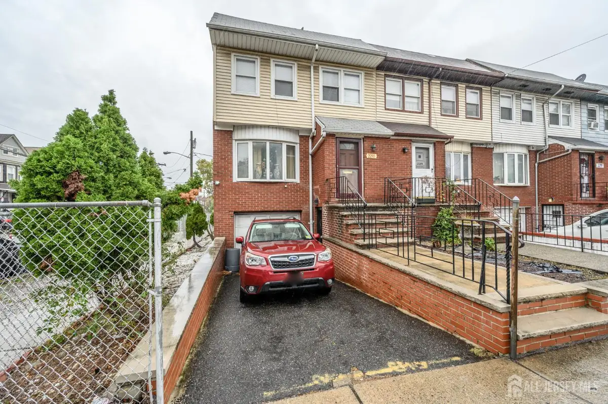 -2293 John F Kennedy Boulevard, Jersey City, NJ 07304 - #1