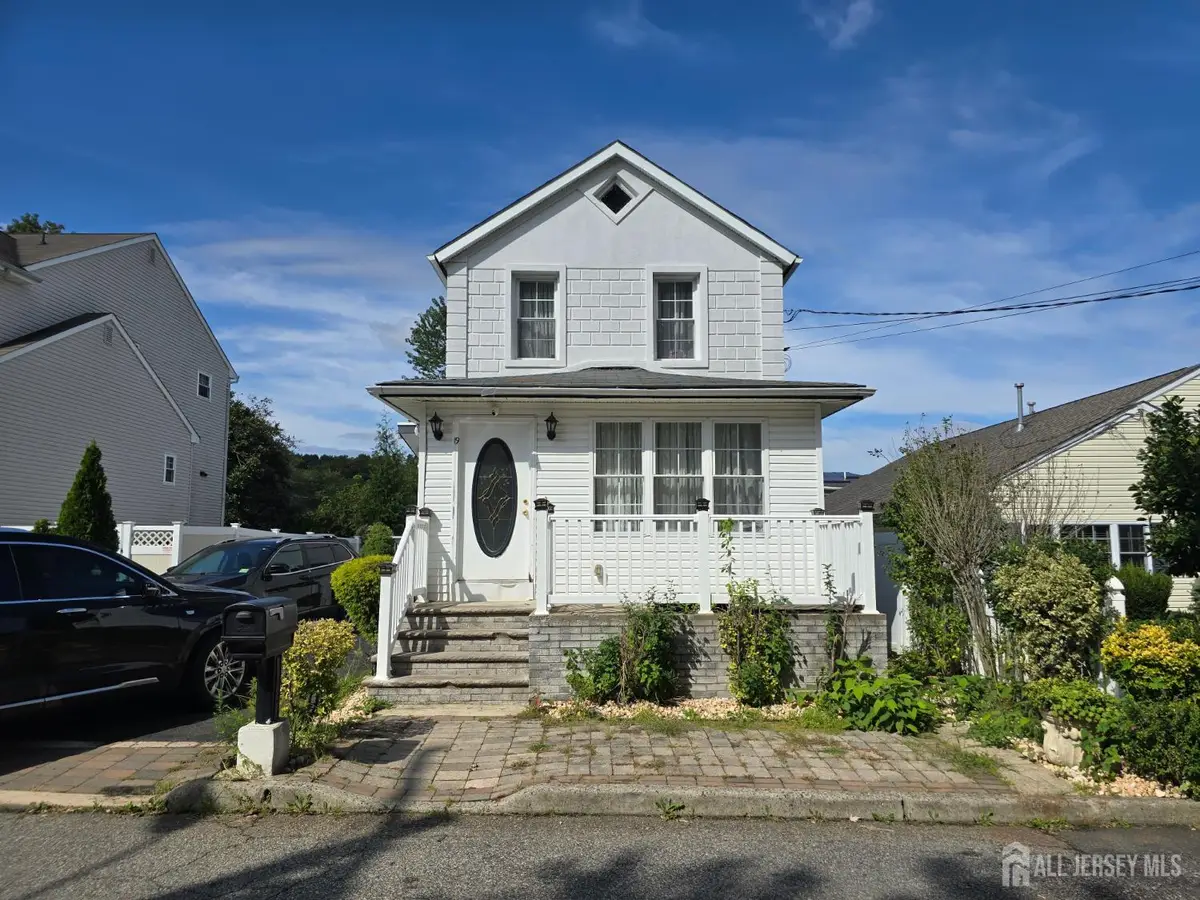-19 Biondi Avenue, Cliffwood, NJ 07721 - #1