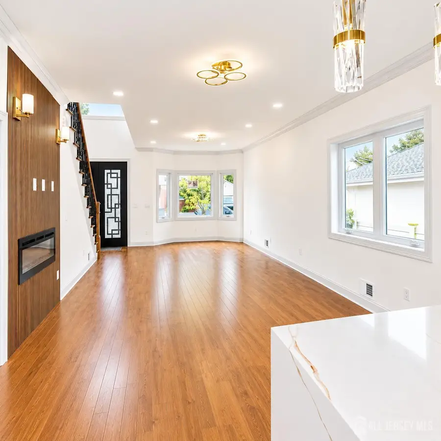 -46 Foyer Street, Edison, NJ 08817 - #2