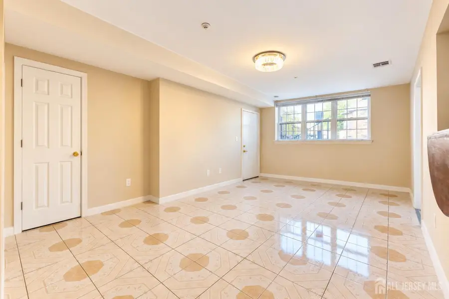 -145 College Drive, Edison, NJ 08817 - #3