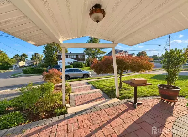 -9 Barlow Road, Edison, NJ 08817