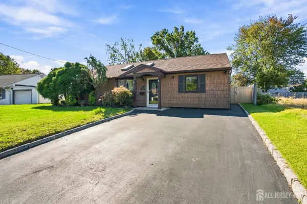 -12 E Knollwood Road, Edison, NJ 08817
