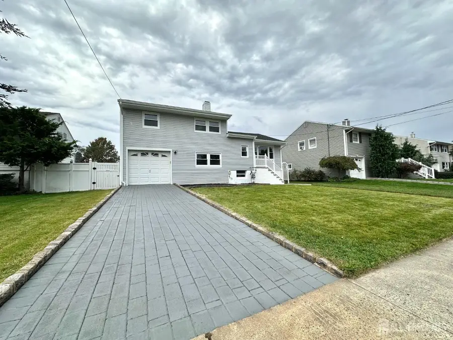 -26 Miliken Road, Colonia, NJ 07067 - #2