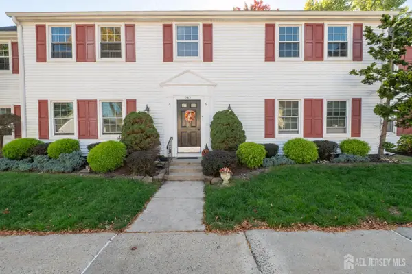 -242 Marblehead Lane #N, Monroe, NJ 08831