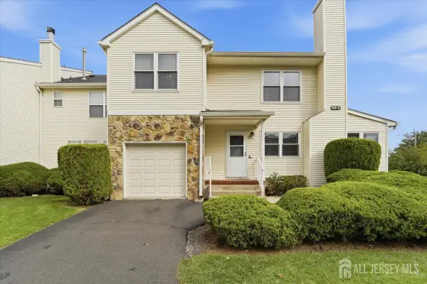 -133 Keswick Drive, Piscataway, NJ 08854