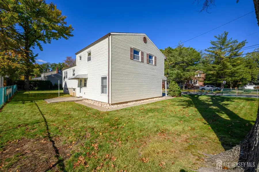 -5 Berdine Court, Colonia, NJ 07067 - #3