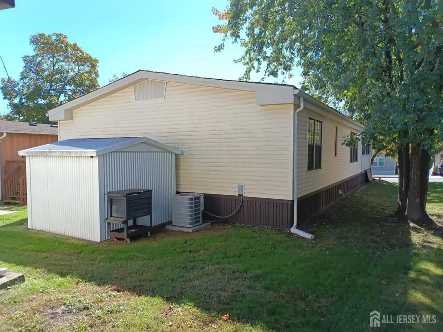 -17 Dickens Road, North Brunswick, NJ 08902 - #3