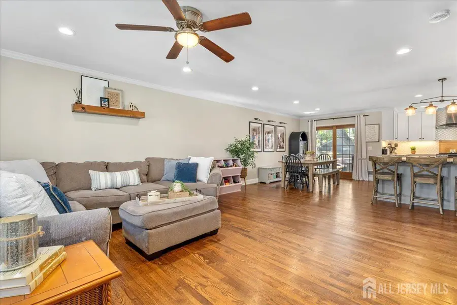 -511 Decatur Avenue, Middlesex, NJ 08854 - #3