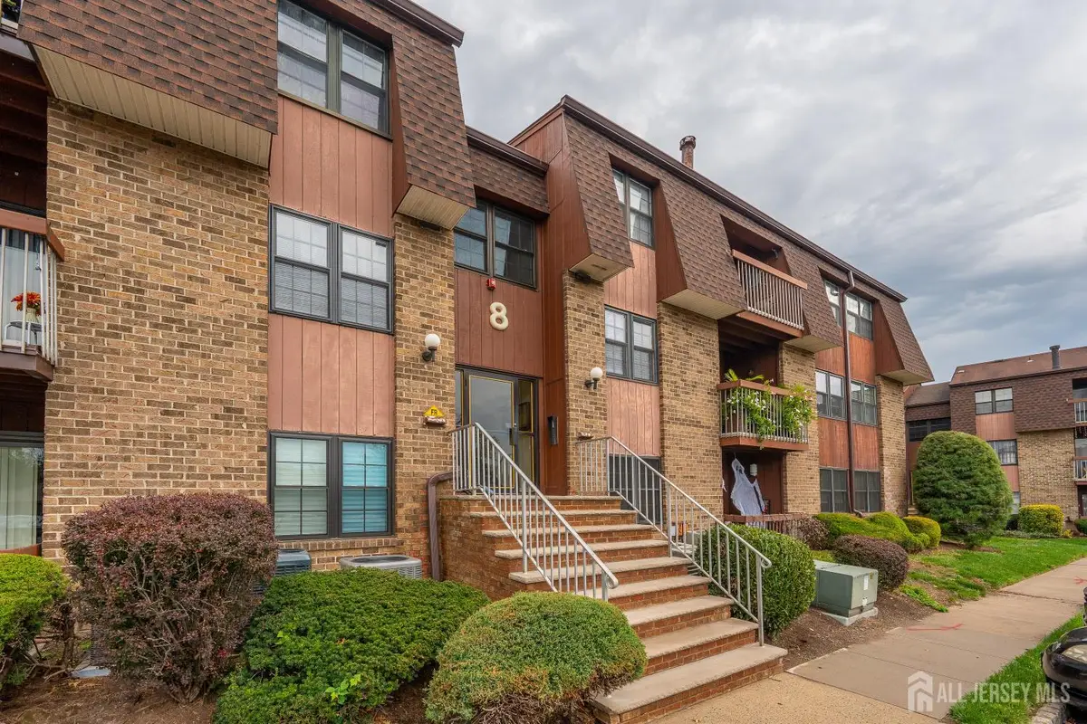 -88 Golden Square, Woodbridge, NJ 07095 - #1