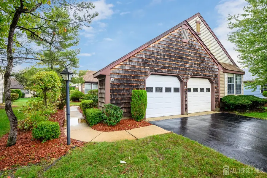 -13 Benjamin Franklin Drive, Monroe, NJ 08831 - #2