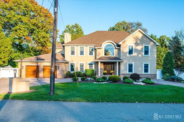 -21 Stafford Road, Colonia, NJ 07067