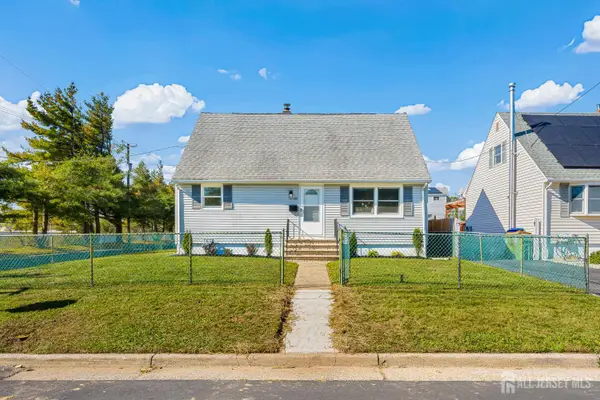 -68 Elliot Place, Edison, NJ 08817
