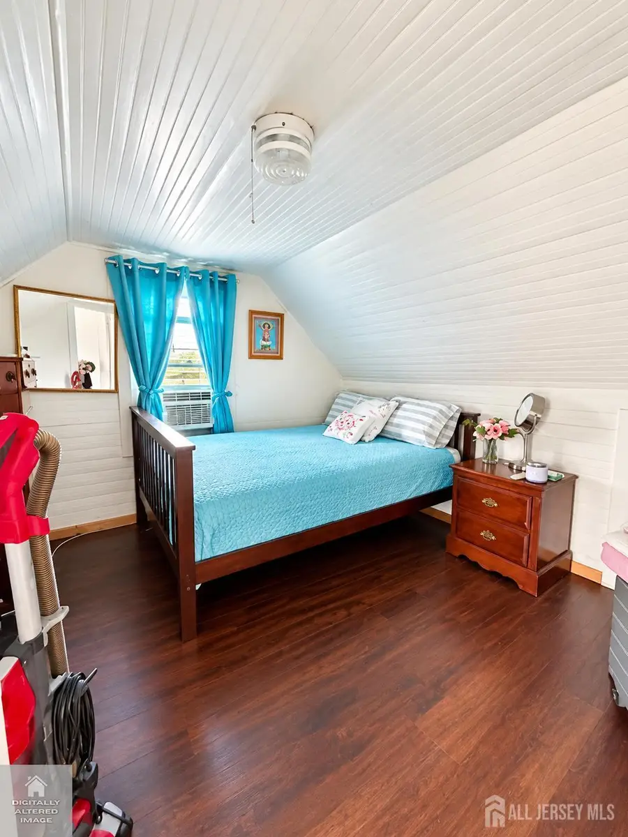 -296 Sutton Street, Perth Amboy, NJ 08861 - #3