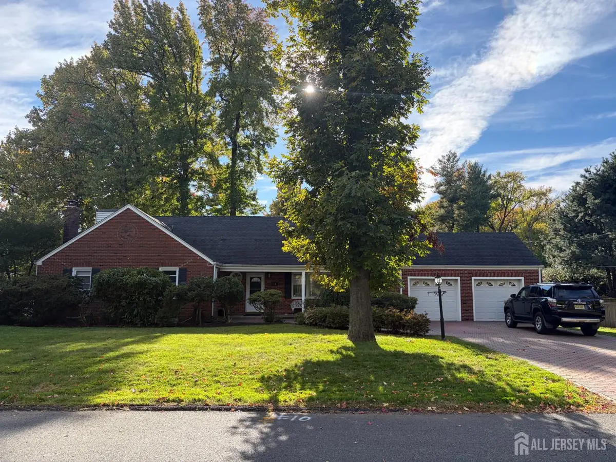 -10 Dewey Drive, New Brunswick, NJ 08901 - #1
