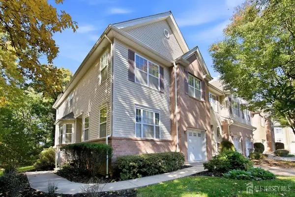 -1105 Fir Court, Franklin Twsp, NJ 08873