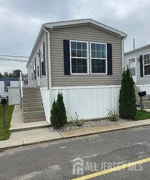 -62 Freddie Avenue, Avenel, NJ 07001