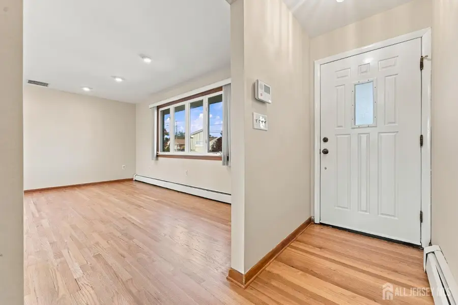-1344 Sioux Road, North Brunswick, NJ 08902 - #3