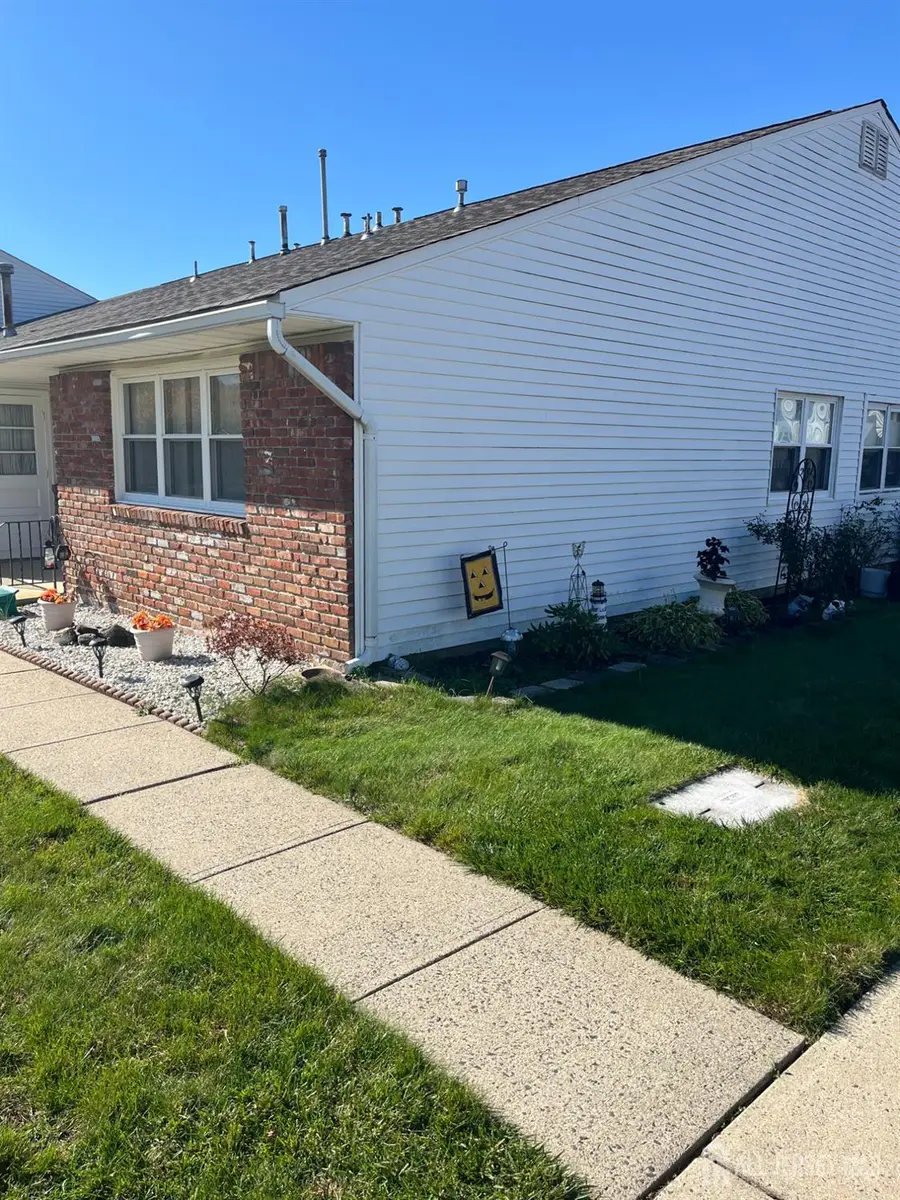 -2 Galewood Drive, Matawan, NJ 07747 - #2
