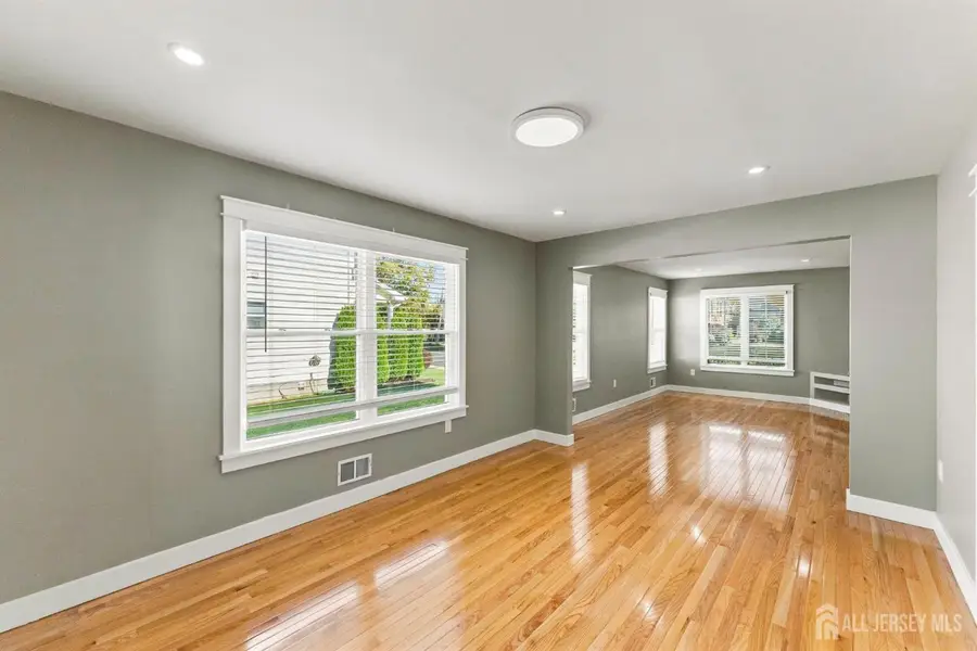 -67 Victoria Way, Sewaren, NJ 07077 - #3