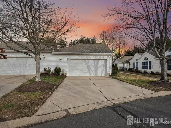 -304 Waxwing Drive, Monroe, NJ 08831