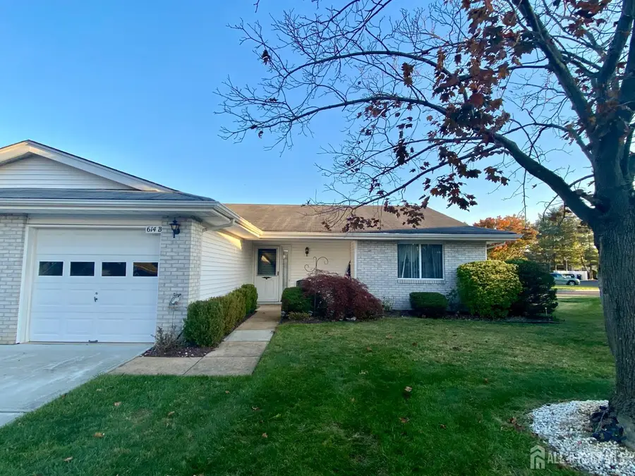 -614 Lemington Plaza #B, Monroe, NJ 08831 - #2