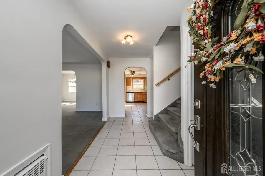 -25 Archangela Avenue, Colonia, NJ 07067 - #3