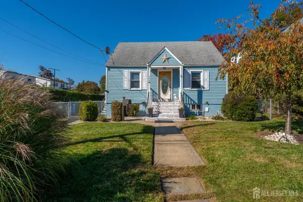 -509 Garden Avenue, Woodbridge Proper, NJ 07095