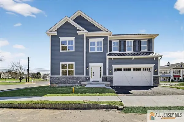 -8 Arthur Lane, Cranbury, NJ 08512