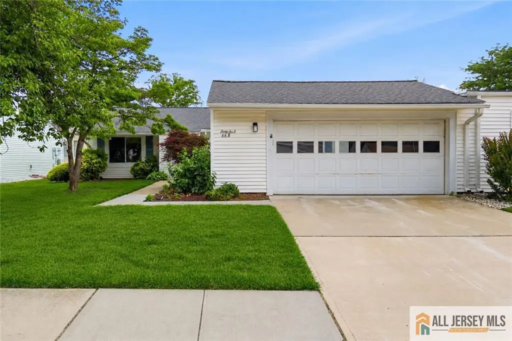 -66 Essex Road #66B, Monroe, NJ 08831 - #1