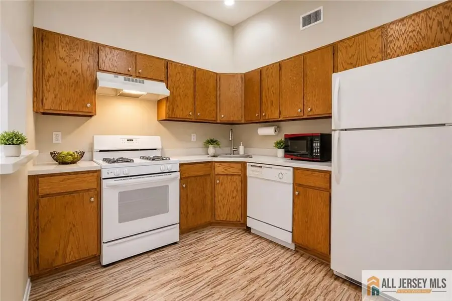 -107 Rachel Court, Franklin Park, NJ 08823 - #3