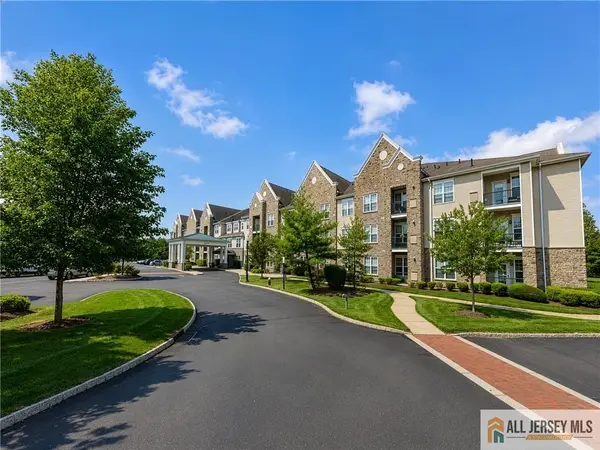 -100 Middlesex Boulevard #304, Plainsboro, NJ 08736