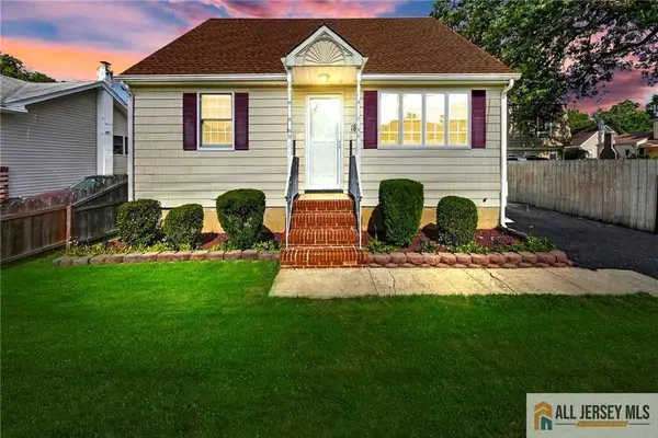-18 Woodland Road, Spotswood, NJ 08884